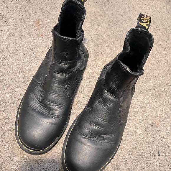 Doc Martens - Picture 3 of 8